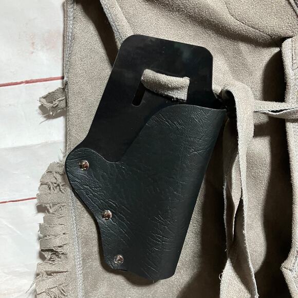 Child’s Gray Cowboy Costume with Vest, Chaps, and Holsters Size Med 7 - 10 Years - Picture 12 of 13